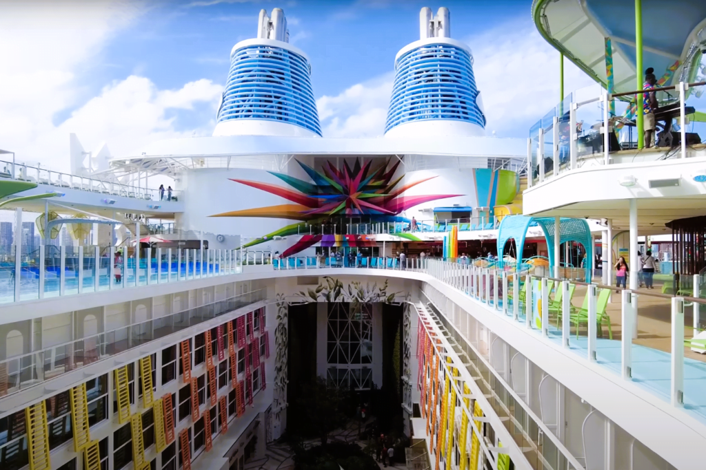 Chill Island, Icon of the Seas